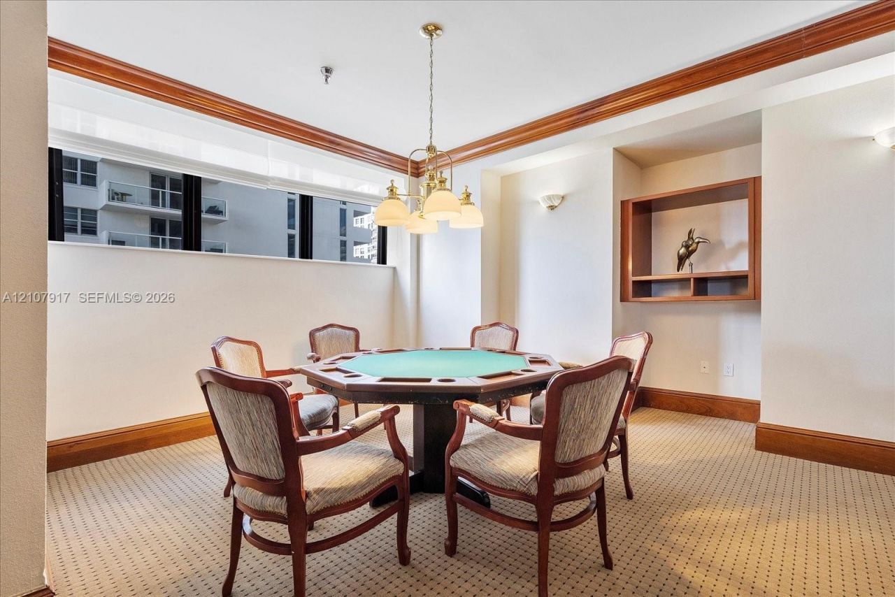 5757 Collins Ave, Unit 2106, Miami Beach, FL 33140 Photo