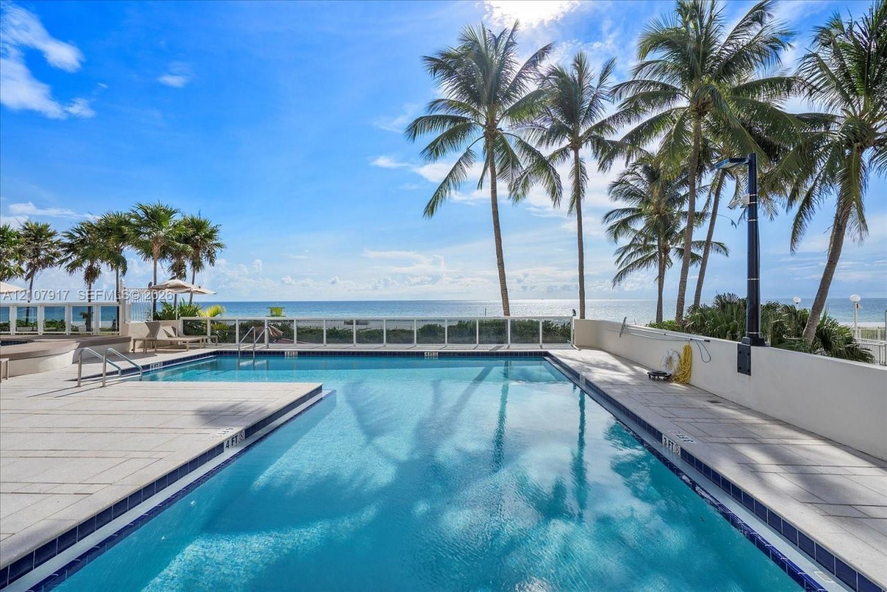 5757 Collins Ave, Unit 2106, Miami Beach, FL 33140 Photo