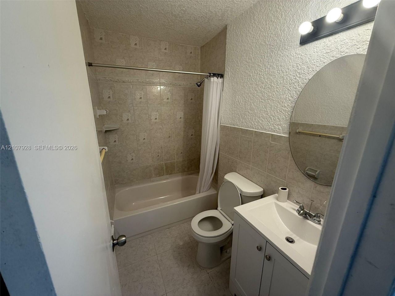 815 Foster Rd, Unit 2, Hallandale Beach, FL 33009 Photo