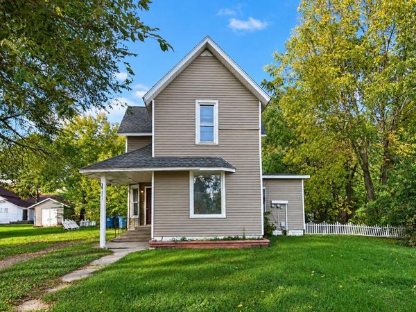 221 E Washington Street, Coldwater, MI 49036