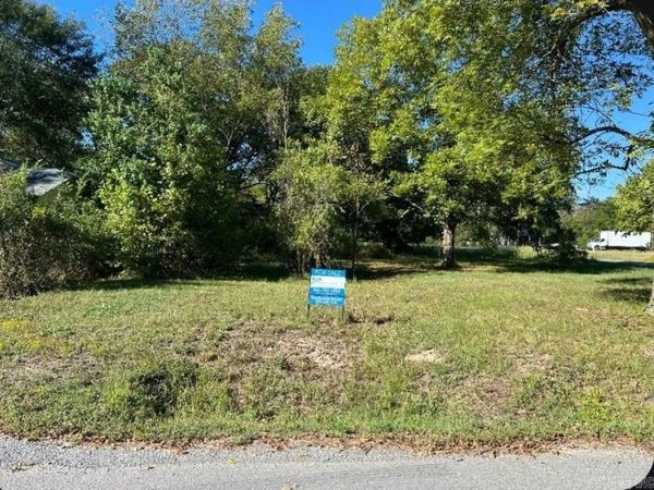 4003 W 3rd Avenue , Pine Bluff, AR 71602