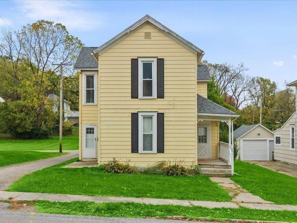 140 N Stanley Street , Bellefontaine, OH 43311