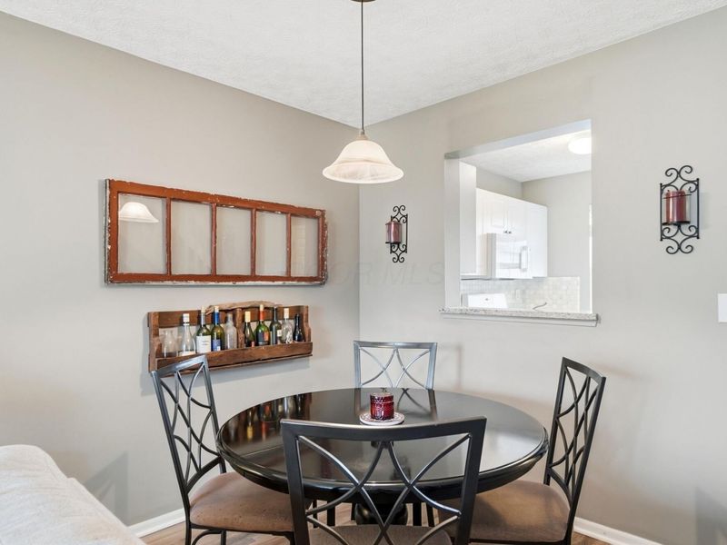 747 Parkgrove Way , Lewis Center, OH 43035 Photo 9