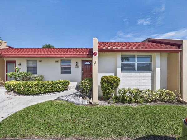 109 LAKE BARBARA Drive, West Palm Beach, FL 33411