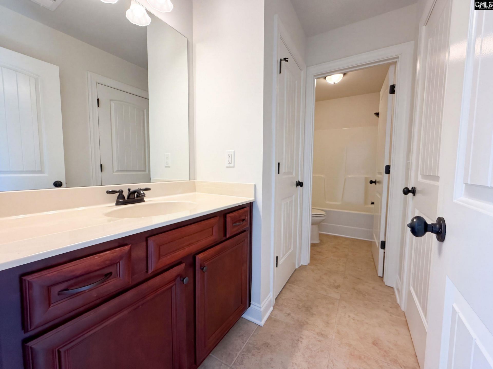 764 Club Cottage Drive  Photo 19