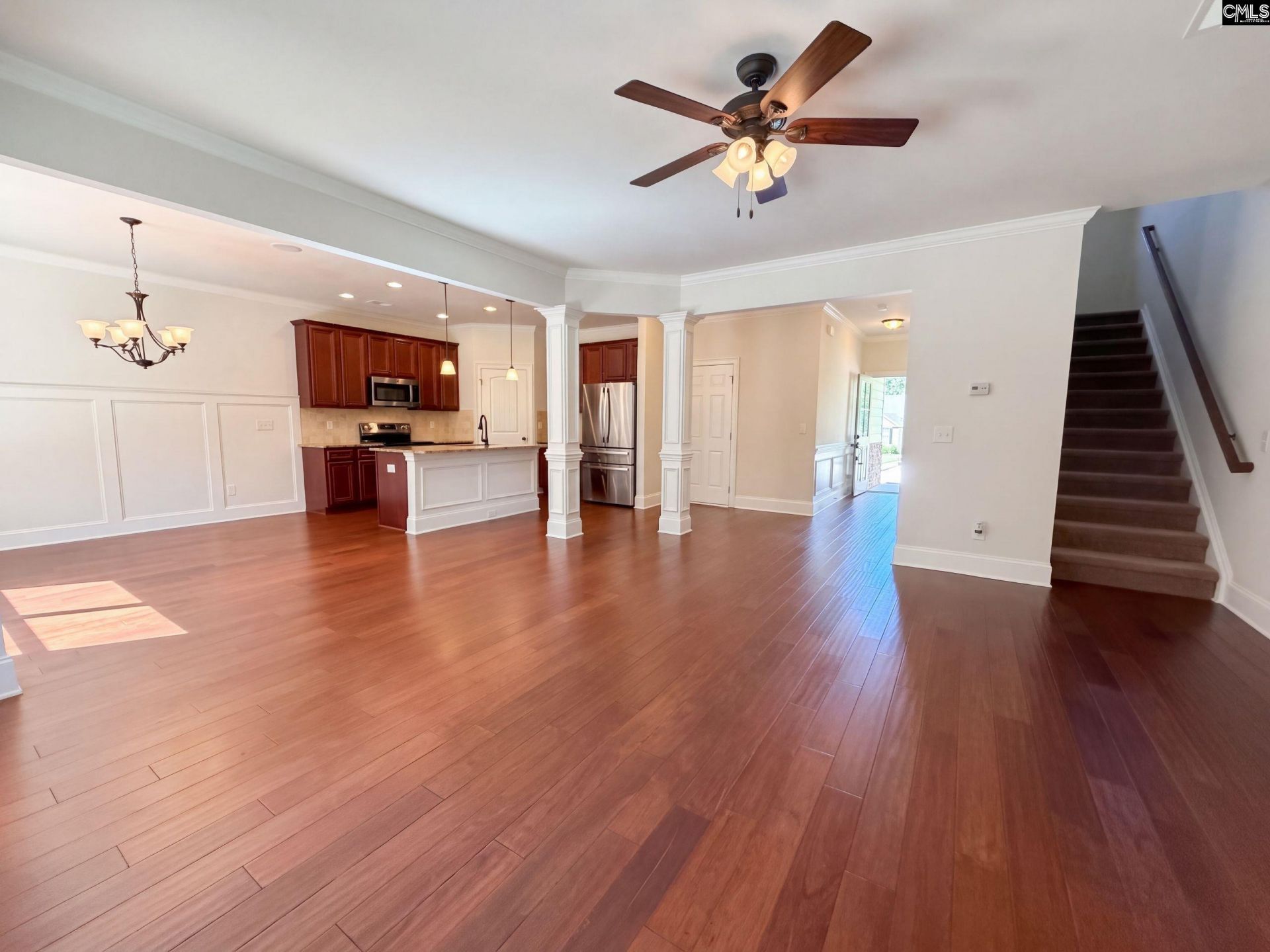 764 Club Cottage Drive  Photo 8
