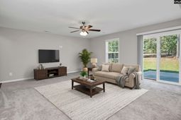 226 Crassula Drive  photo 4