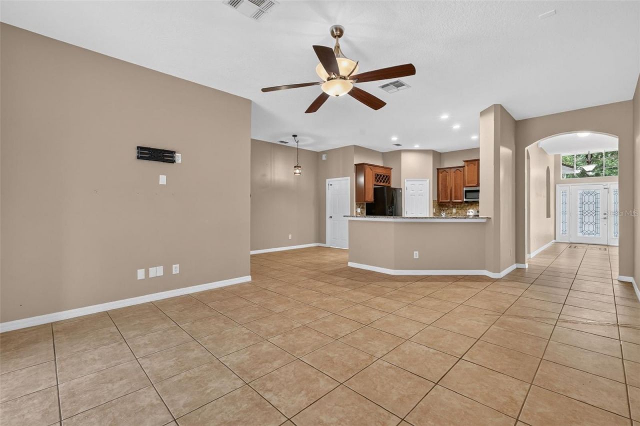 8484 Dover View Lane , Orlando, FL 32829 Photo