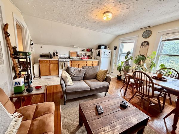 35 Danforth St, Unit 3, Boston, MA 02130
