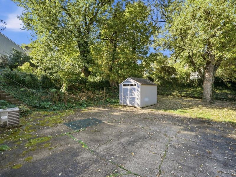 439 Grand Avenue, Cincinnati, OH 45205 Photo 29
