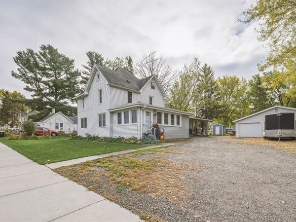334 E 2nd Avenue, Stanley, WI 54768