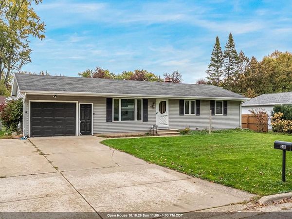 509 BLACKHAWK DRIVE, Green Bay, WI 54301