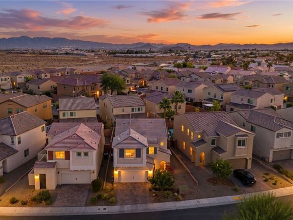 317 Glacier Meadow Road , Las Vegas, NV 89148