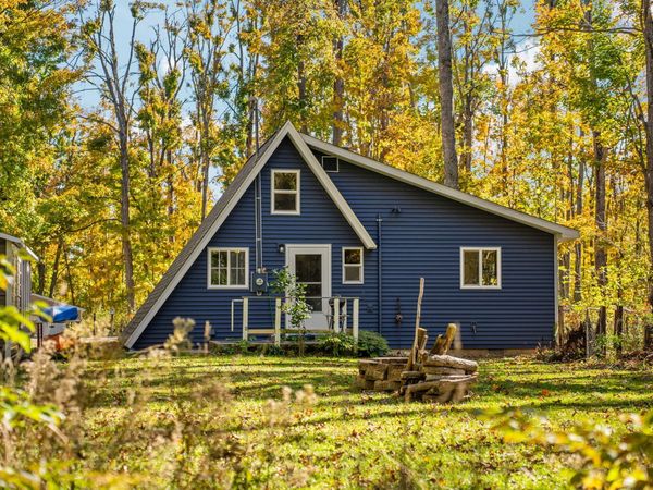 3432 Coolwater Avenue, Johannesburg, MI 49751