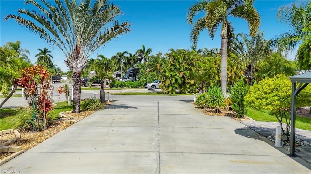 10421 Nightwood Dr. , Fort Myers, FL 33905 Photo