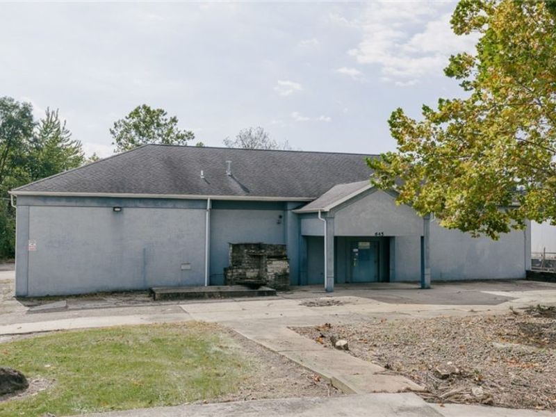 645 Summit Street, Warren, OH 44446 Photo 4