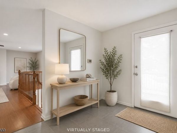 50 Pine St, Unit C211, Montclair, NJ 07042
