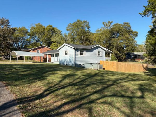 142 Circle Dr , Fayetteville, TN 37334