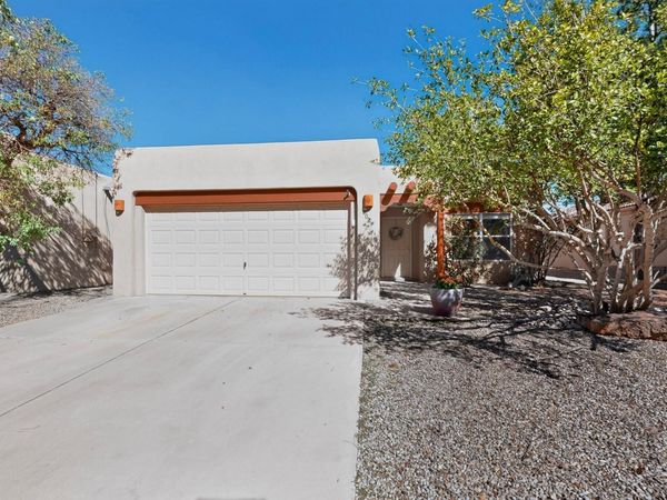 4023 Arapahoe Avenue NW, Albuquerque, NM 87114