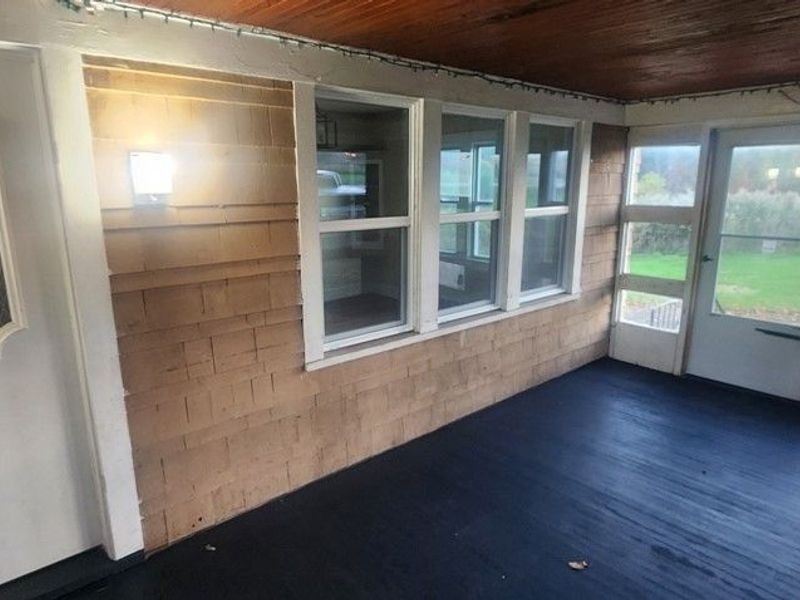 31238 Lorain Road, North Olmsted, OH 44070 Photo 2