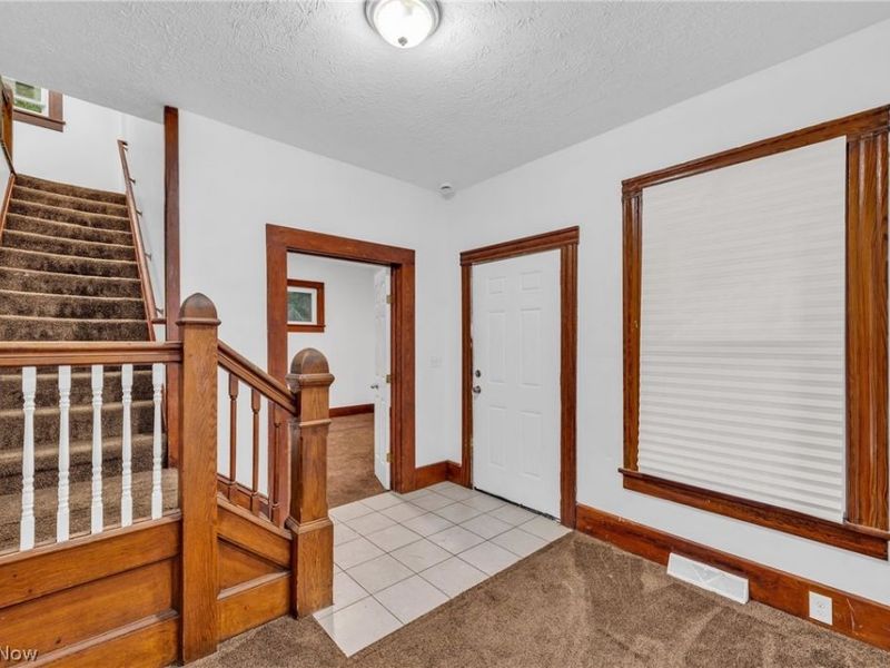 4201 W 39th Street, Cleveland, OH 44109 Photo 4