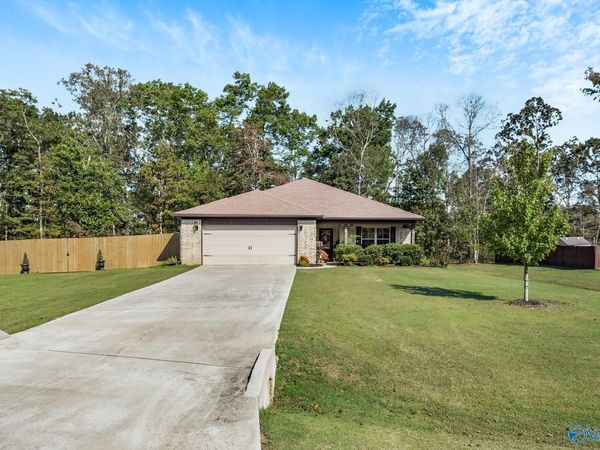 119 Breezy Brook Lane, Ardmore, AL 35739