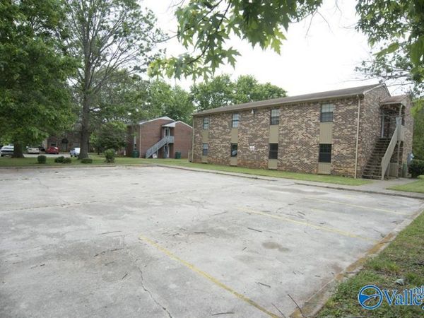 4909 NW Cotton Row, Huntsville, AL 35816