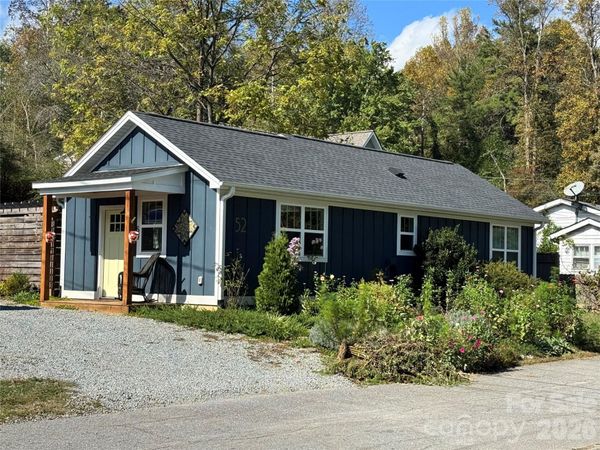 52 North Lane, Brevard, NC 28712