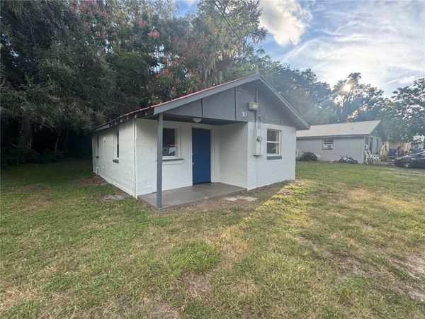 10 LENOX COURT, DELAND, FL 32720