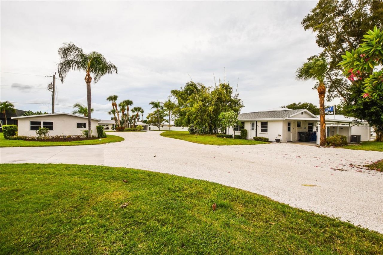 321 Bayshore Road, Nokomis, FL 34275 Photo