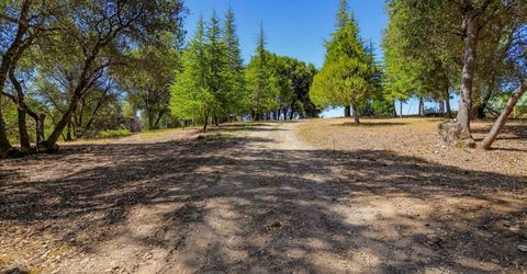 21748 Hyatt Rd, Nevada City, CA 95959 Photo