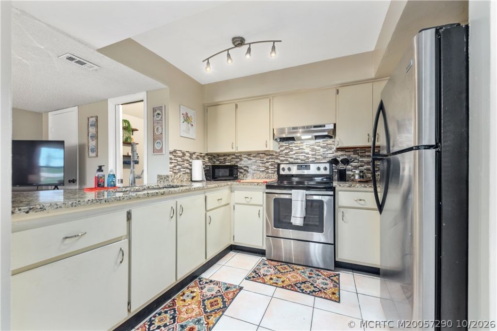 1821 Seaway Drive , Fort Pierce, FL 34949 Photo