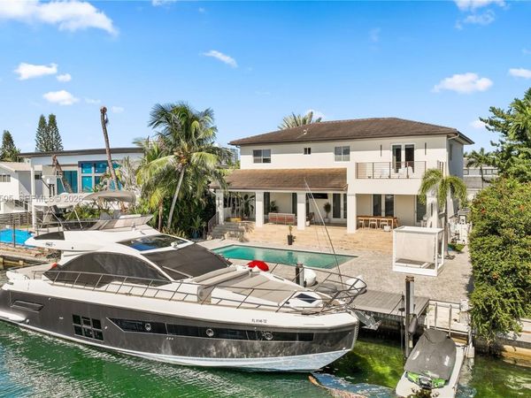 1932 NE 118th Rd , North Miami, FL 33181