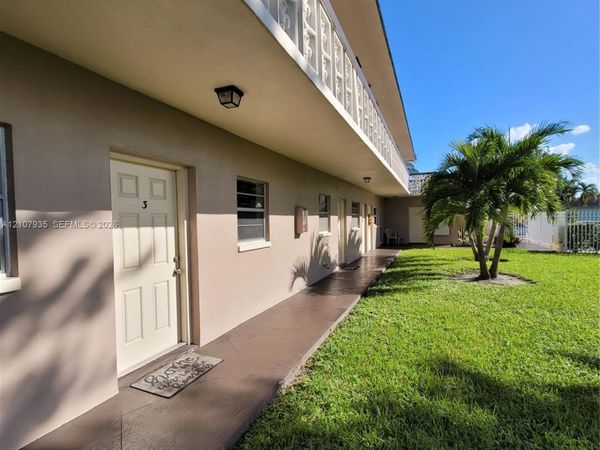2839 Taylor St, Unit 3, Hollywood, FL 33020