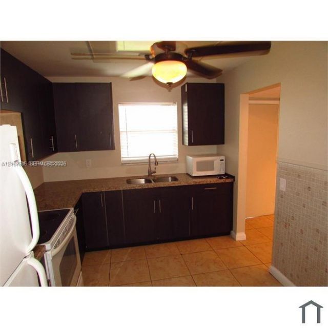 2839 Taylor St, Unit 3, Hollywood, FL 33020 Photo