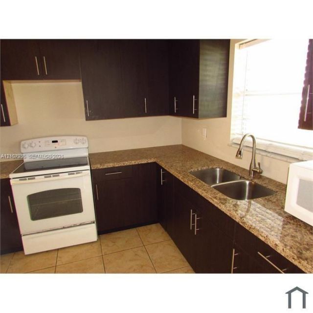 2839 Taylor St, Unit 3, Hollywood, FL 33020 Photo