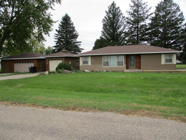 413 Hwy 59, Larrabee, IA 51029