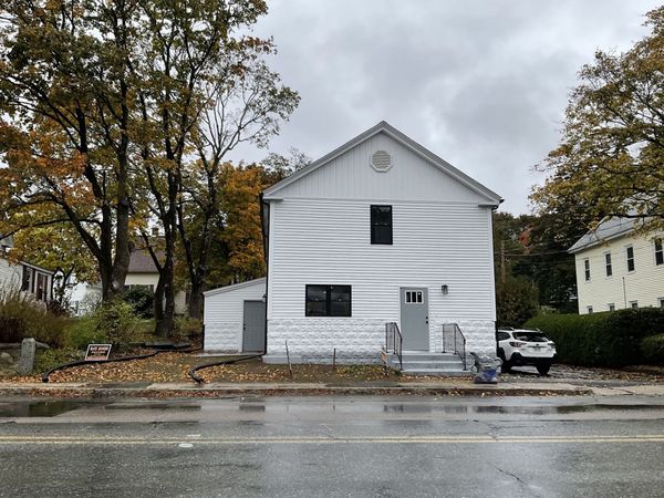 50A Douglas Street, Uxbridge, MA 01569