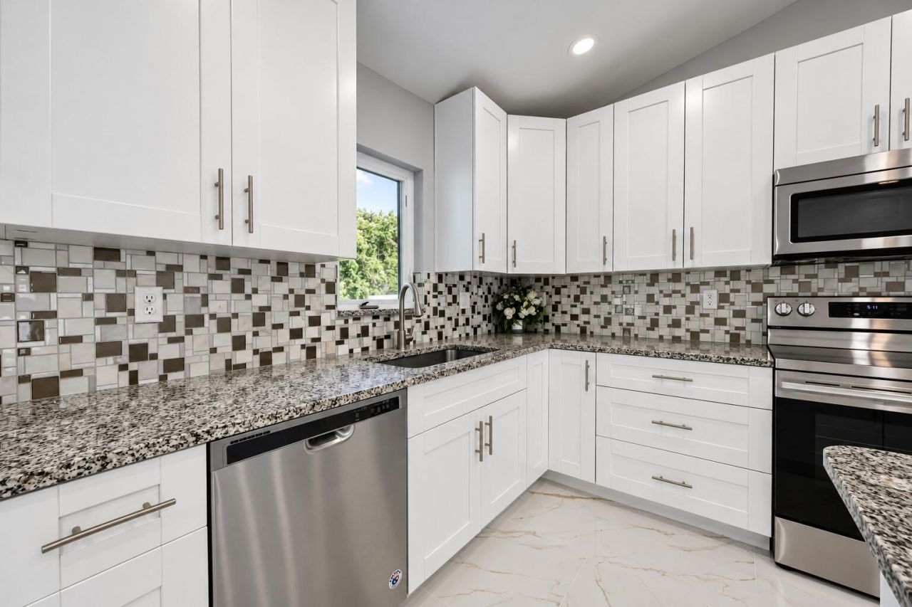 1749 SE Vesthaven Court, Port Saint Lucie, FL 34952 Photo