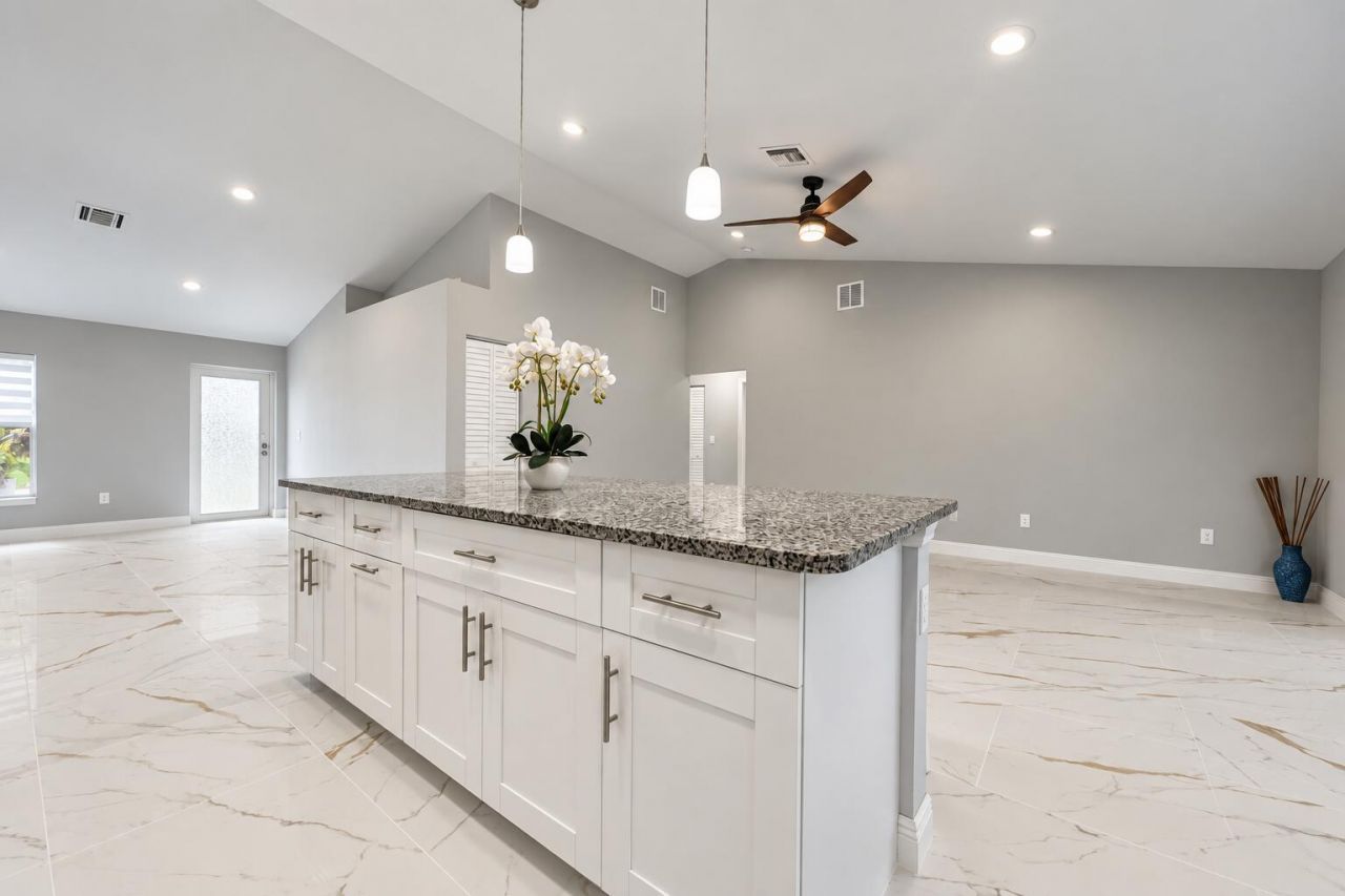 1749 SE Vesthaven Court, Port Saint Lucie, FL 34952 Photo