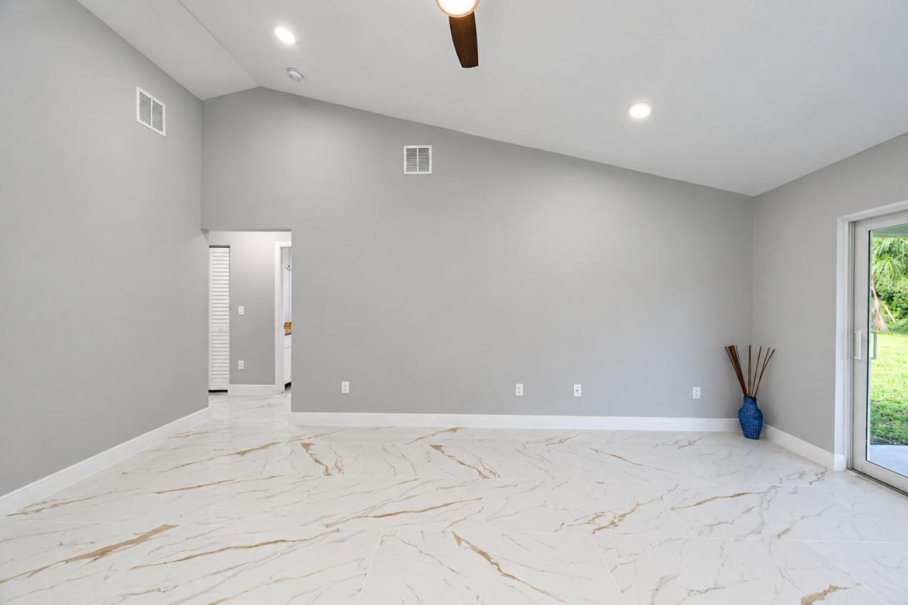 1749 SE Vesthaven Court, Port Saint Lucie, FL 34952 Photo