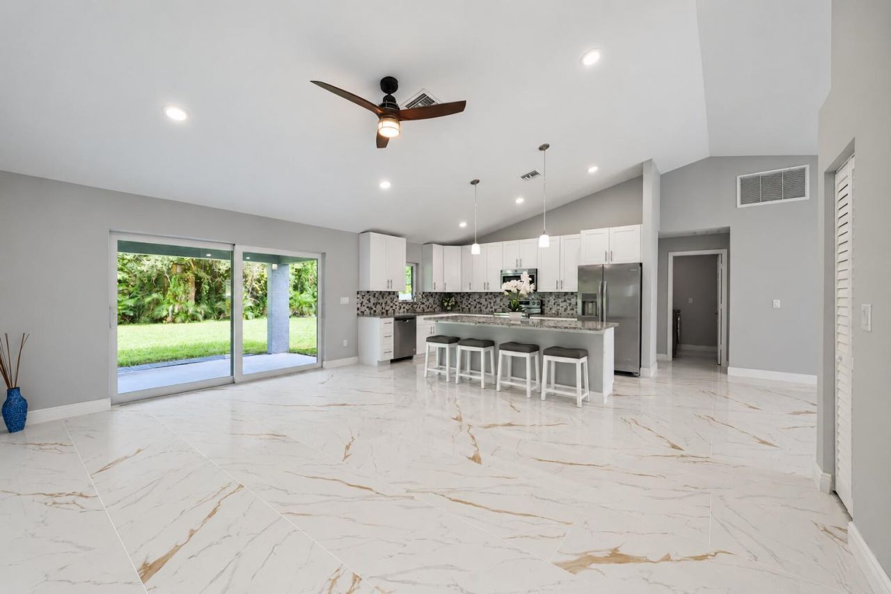1749 SE Vesthaven Court, Port Saint Lucie, FL 34952 Photo