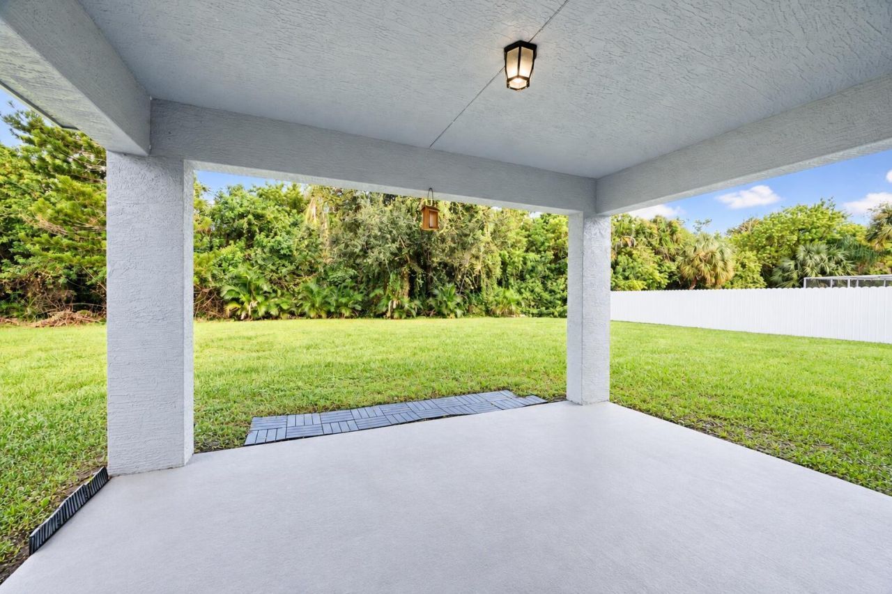 1749 SE Vesthaven Court, Port Saint Lucie, FL 34952 Photo