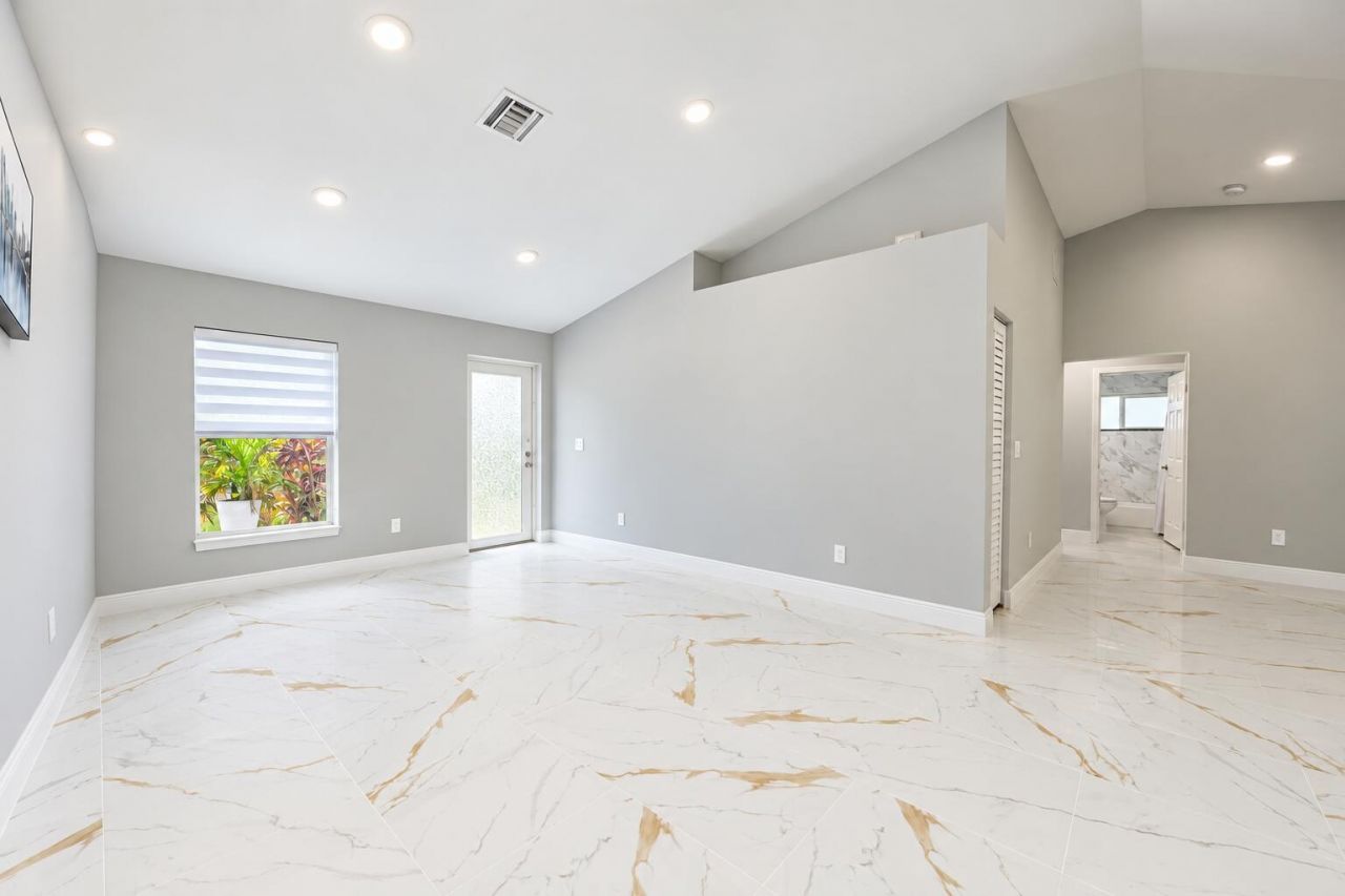 1749 SE Vesthaven Court, Port Saint Lucie, FL 34952 Photo