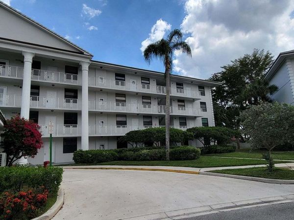 3516 WHITEHALL Drive, Unit 106, West Palm Beach, FL 33401