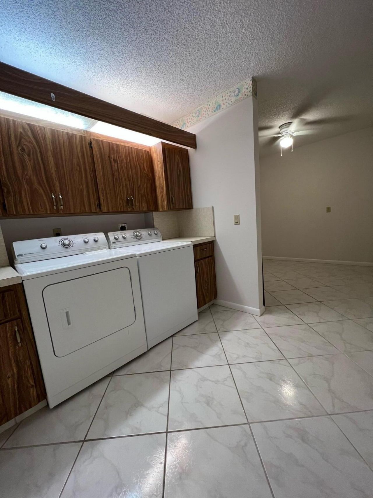 3516 Whitehall Drive, Unit 106, West Palm Beach, FL 33401 Photo
