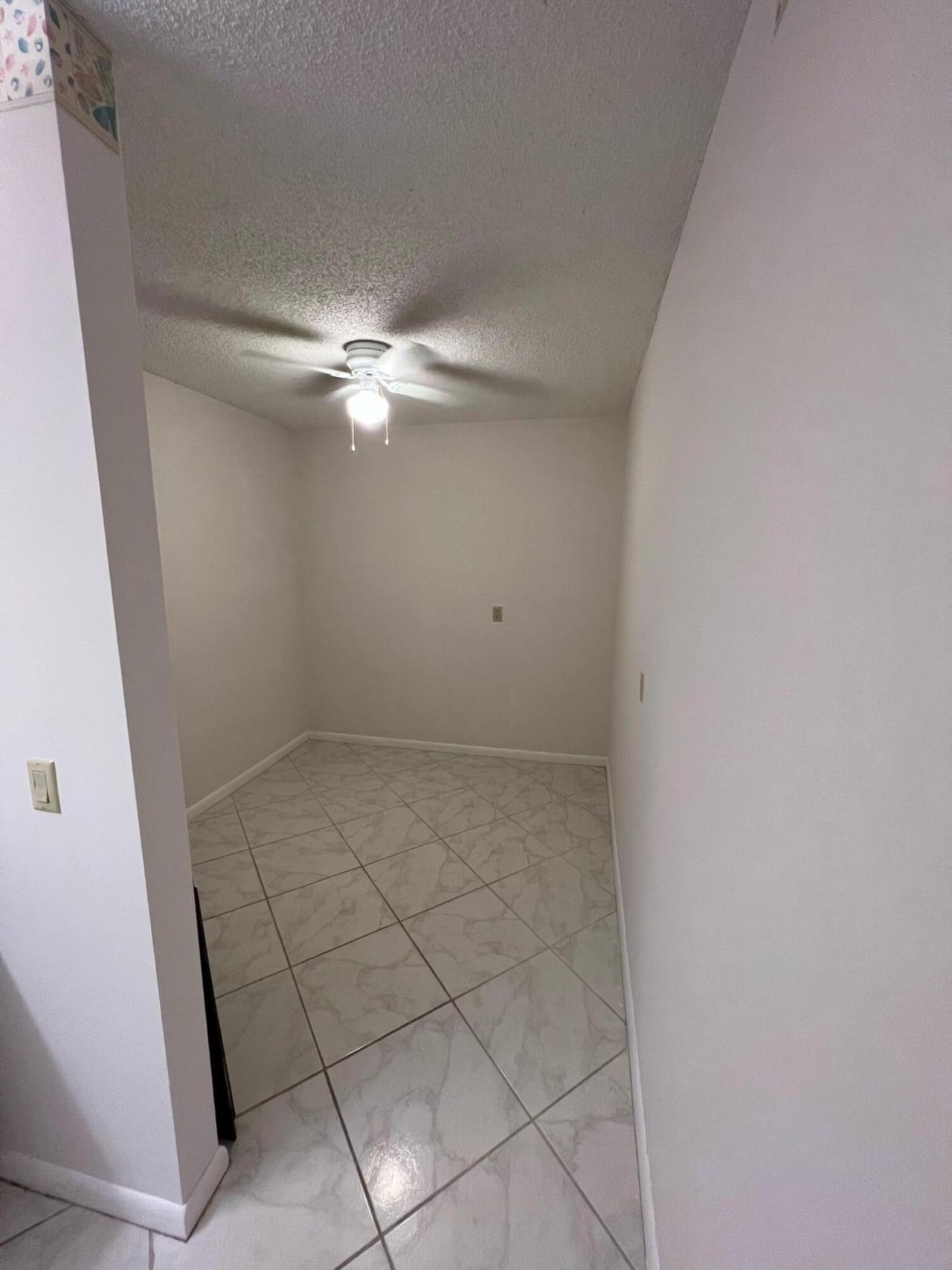 3516 Whitehall Drive, Unit 106, West Palm Beach, FL 33401 Photo