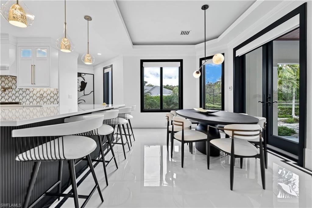 540 Ridge Dr , Naples, FL 34109 Photo