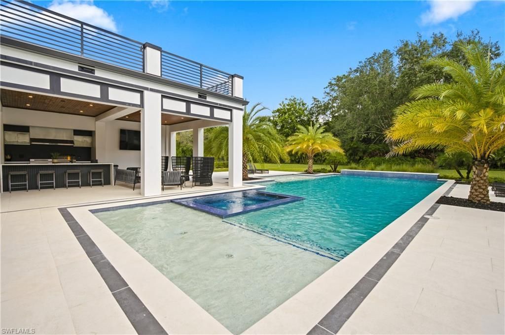 540 Ridge Dr , Naples, FL 34109 Photo