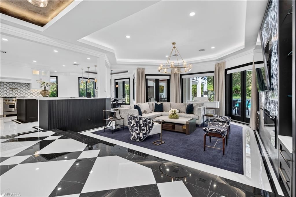 540 Ridge Dr , Naples, FL 34109 Photo